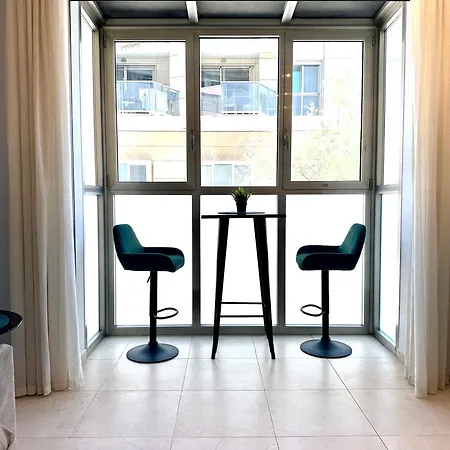 Reinapart Patacona Beachfront Seaview Apartment