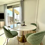 Reinapart Patacona Beachfront Seaview