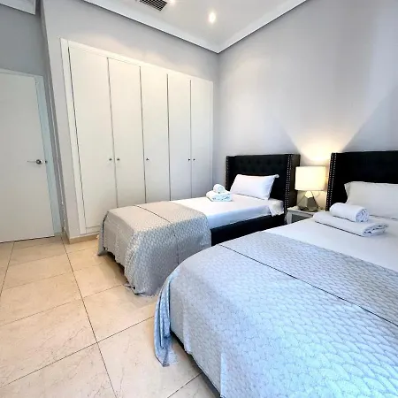 Reinapart Patacona Beachfront Seaview Apartment