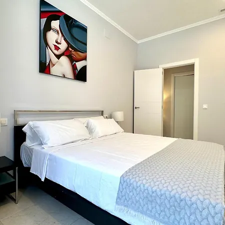 Reinapart Patacona Beachfront Seaview Apartment
