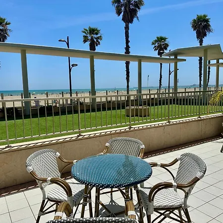 Reinapart Patacona Beachfront Seaview Daire