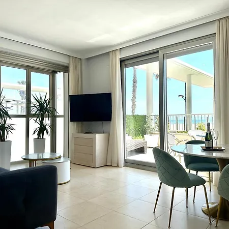 Reinapart Patacona Beachfront Seaview Valensiya